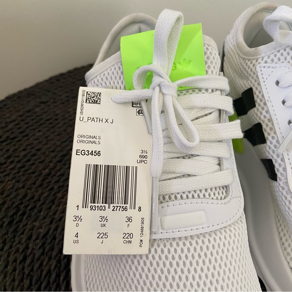 Kid’s Adidas sneakers. Size 4